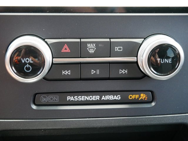 Certified 2023 Ford Edge SE w/ Black Appearance Package AWD/4WD image 24