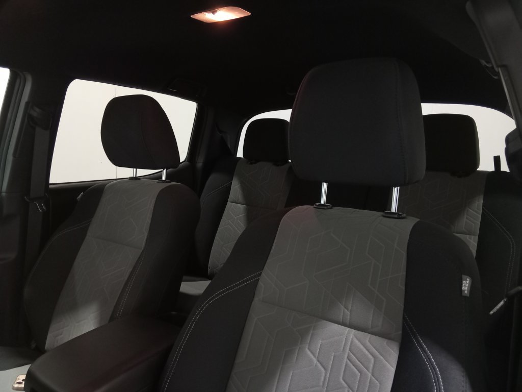 Used 2022 Toyota Tacoma TRD Off-Road AWD/4WD image 16