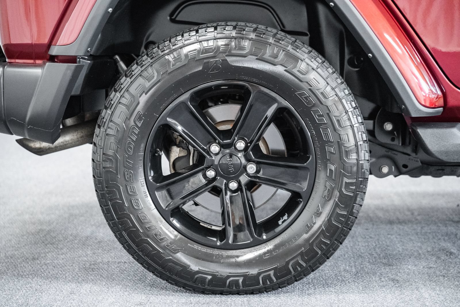Used 2021 Jeep Wrangler Unlimited Sahara AWD/4WD image 21