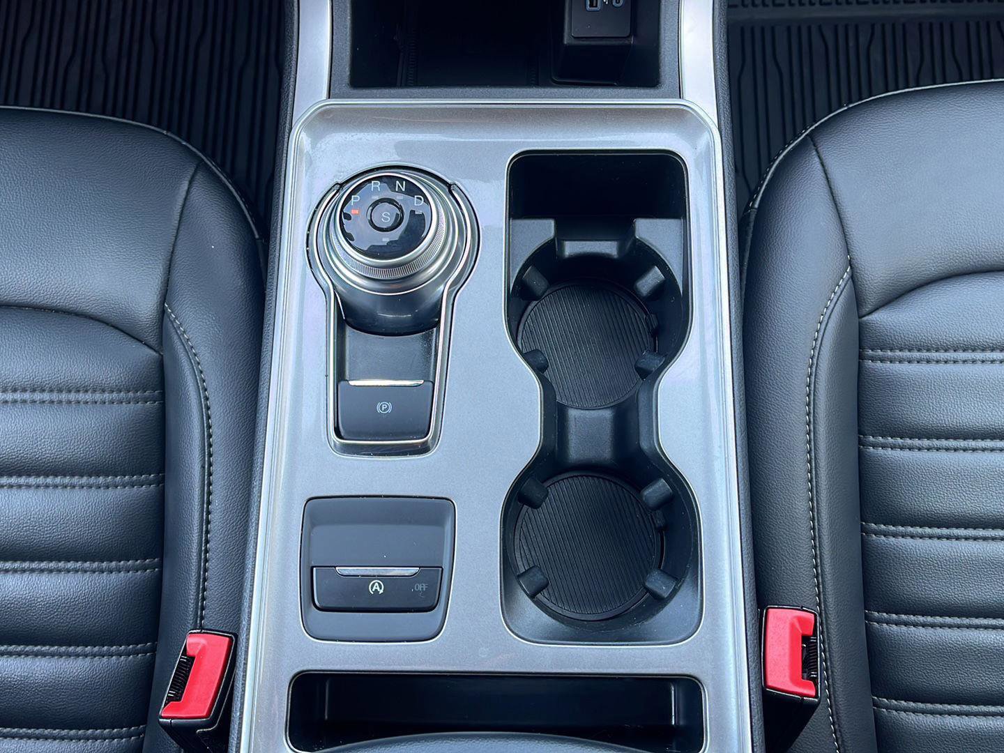 Certified 2024 Ford Edge SEL w/ Convenience Package image 23