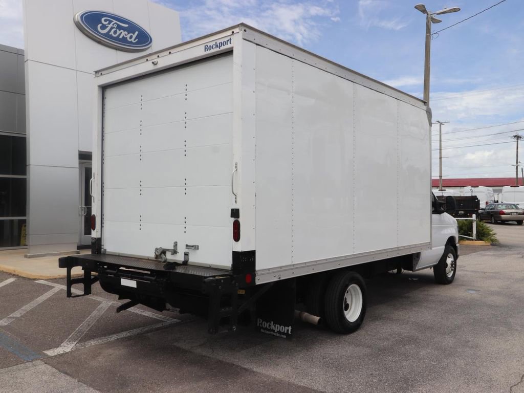 Certified 2022 Ford E-350 and Econoline 350 Super Duty w/ Power Windows & Locks Group RWD image 2
