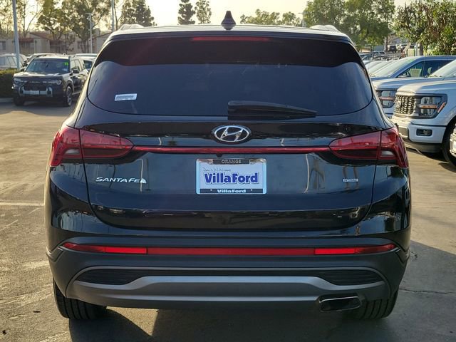 Used 2021 Hyundai Santa Fe SE image 4