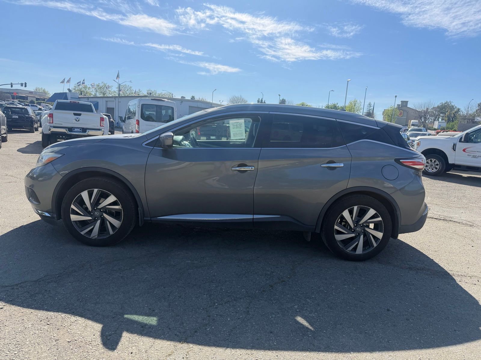 Used 2018 Nissan Murano Platinum w/ Cargo Package image 2