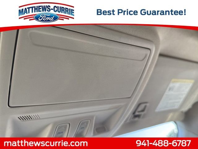 Certified 2020 Ford Escape Titanium w/ Titanium Premium Package 2.0 AWD/4WD image 23