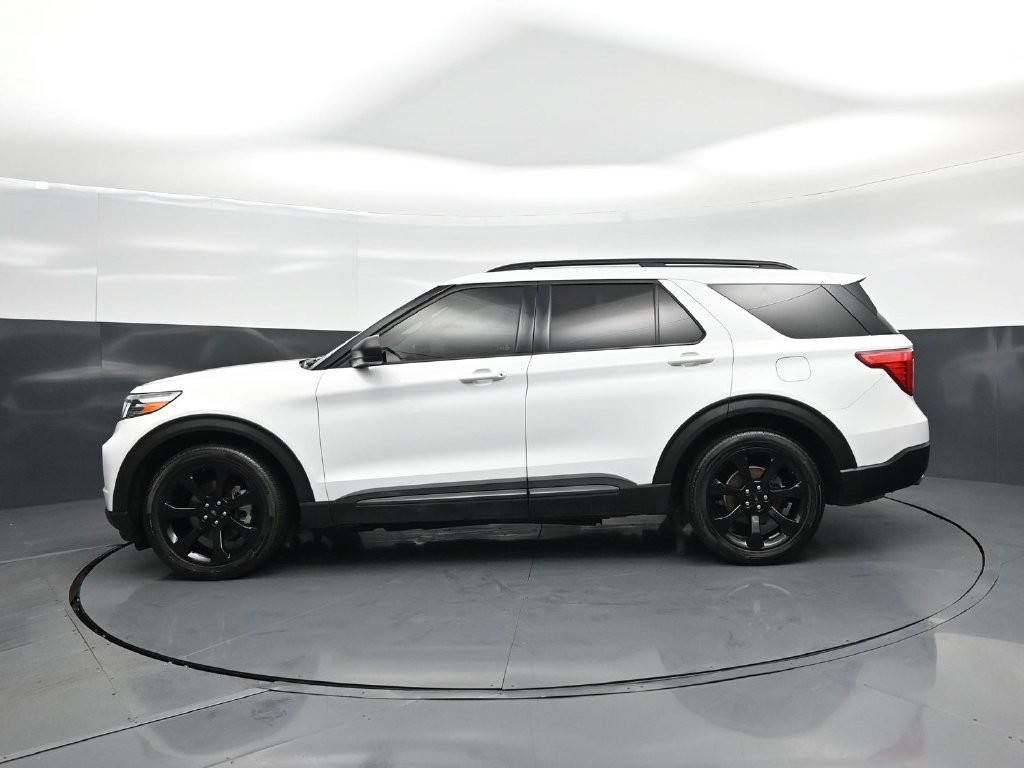 Certified 2021 Ford Explorer XLT w/ Equipment Group 202A RWD image 23