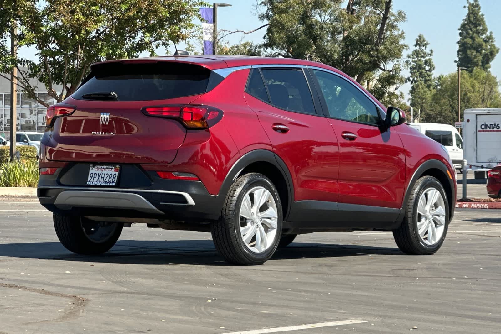 Used 2025 Buick Encore GX Preferred FWD image 2