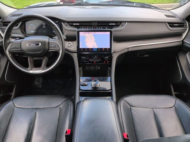 Used 2022 Jeep Grand Cherokee L Limited AWD/4WD image 17