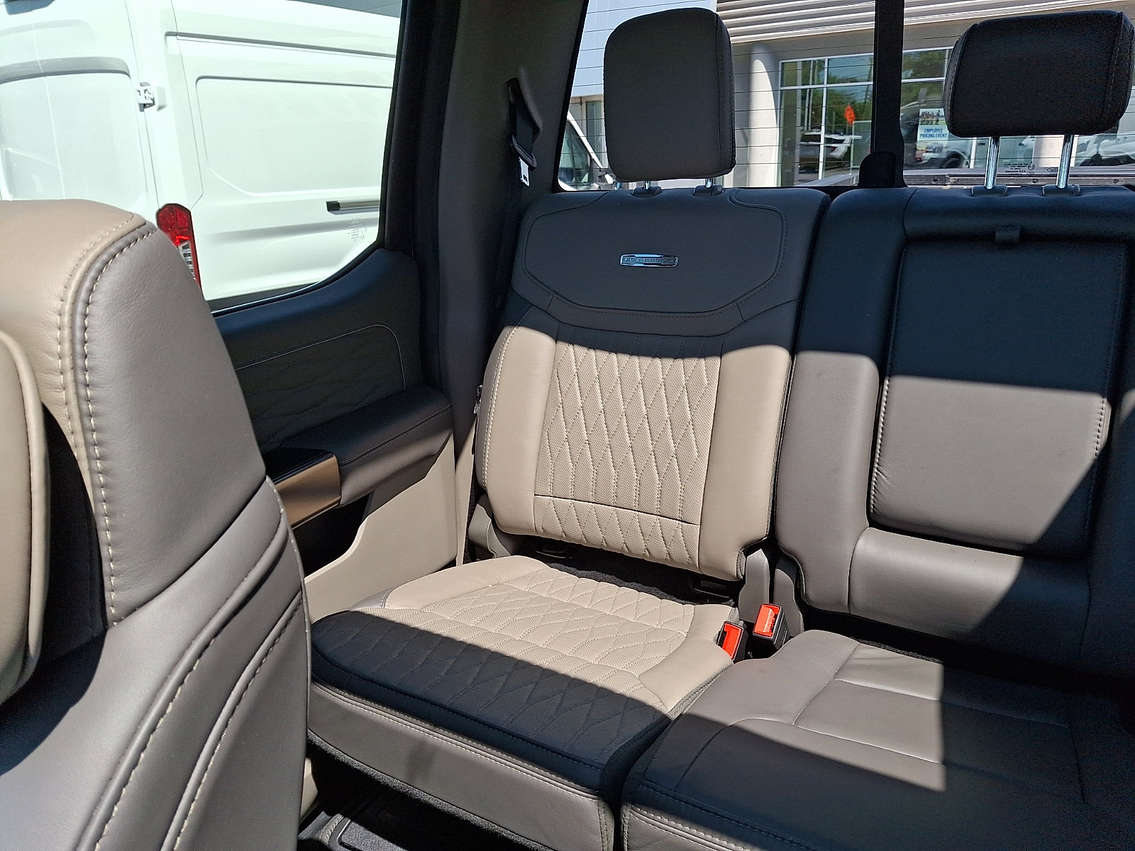 Certified 2025 Ford F450 Platinum w/ Platinum Plus Package AWD/4WD image 17