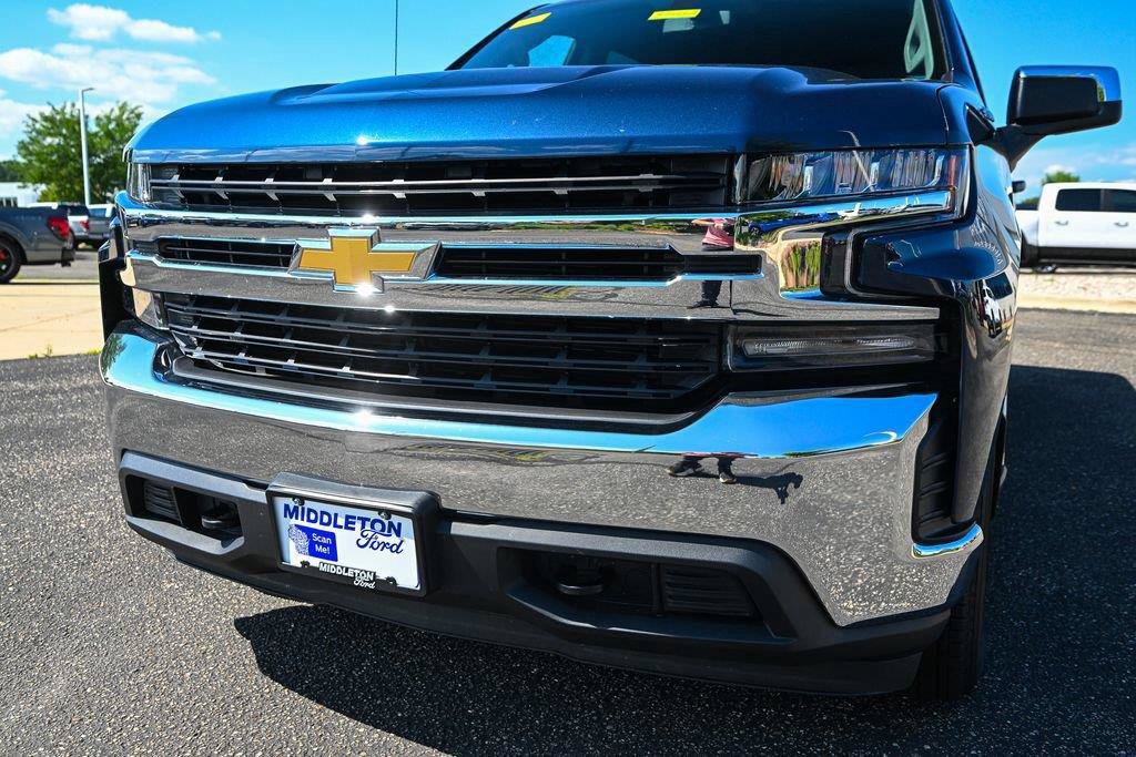 Used 2019 Chevrolet Silverado 1500 LT w/ All-Star Edition AWD/4WD image 11