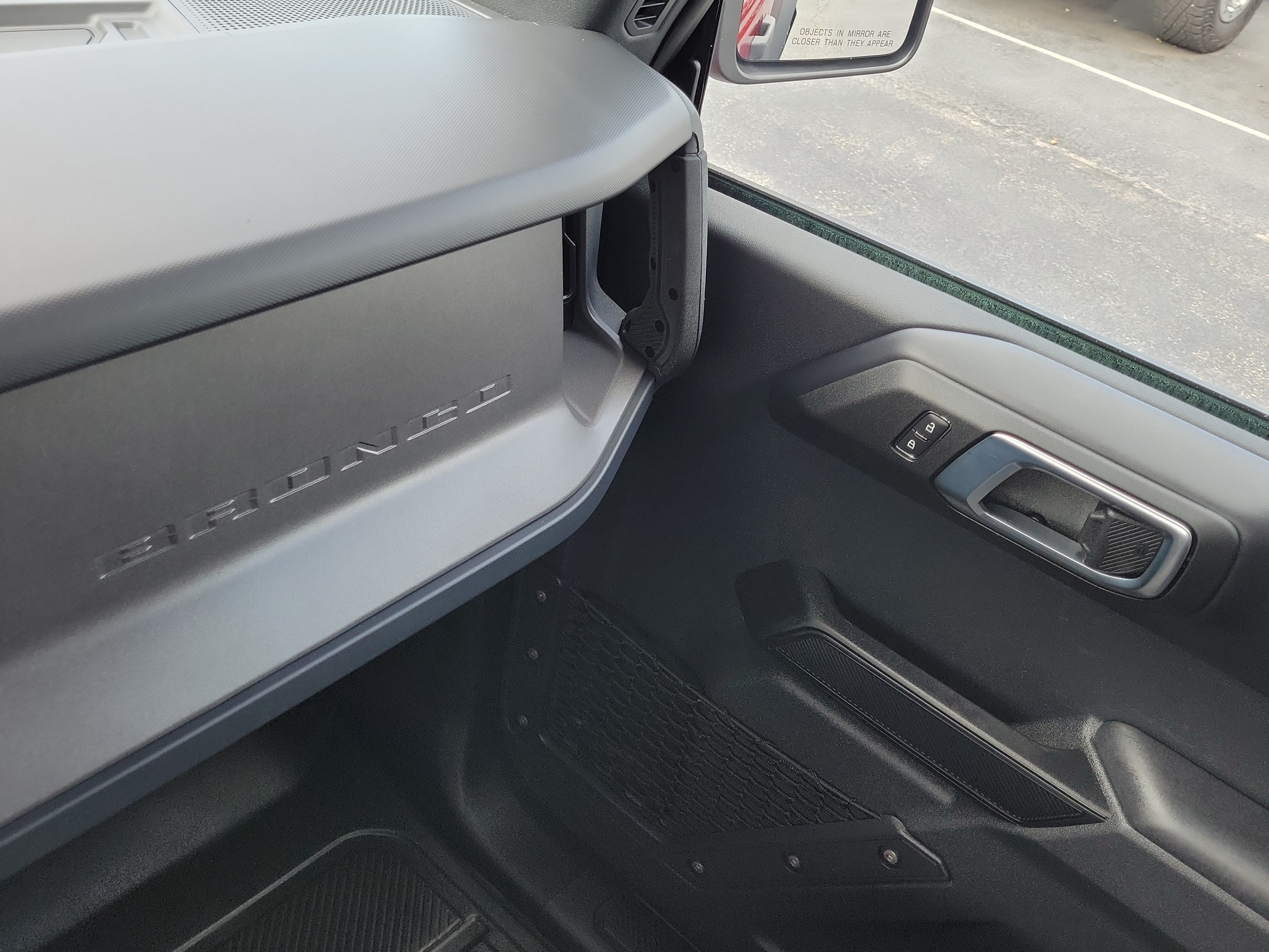 Certified 2025 Ford Bronco Badlands AWD/4WD image 27