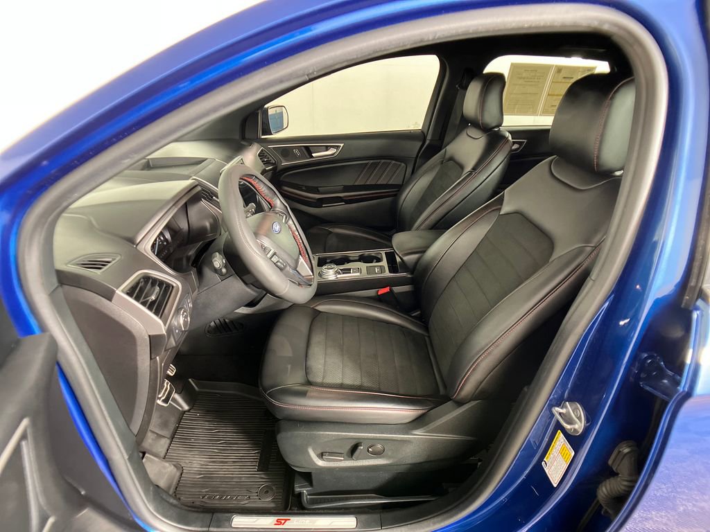 Certified 2022 Ford Edge ST-Line image 29