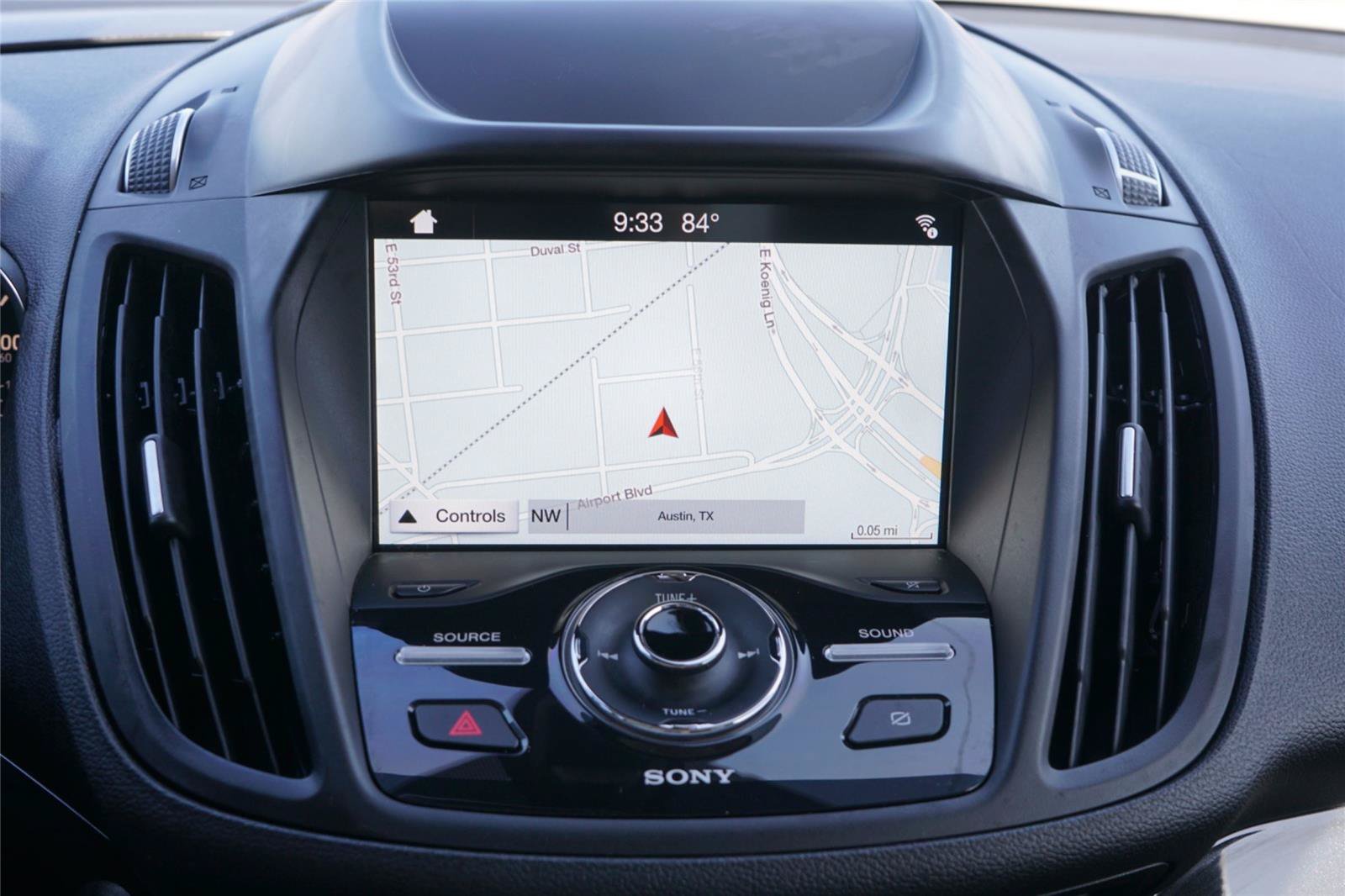 Certified 2019 Ford Escape Titanium FWD image 13