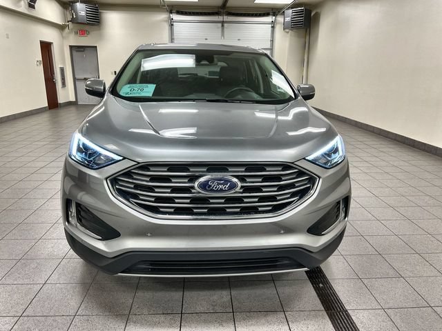 Certified 2024 Ford Edge Titanium AWD/4WD image 2