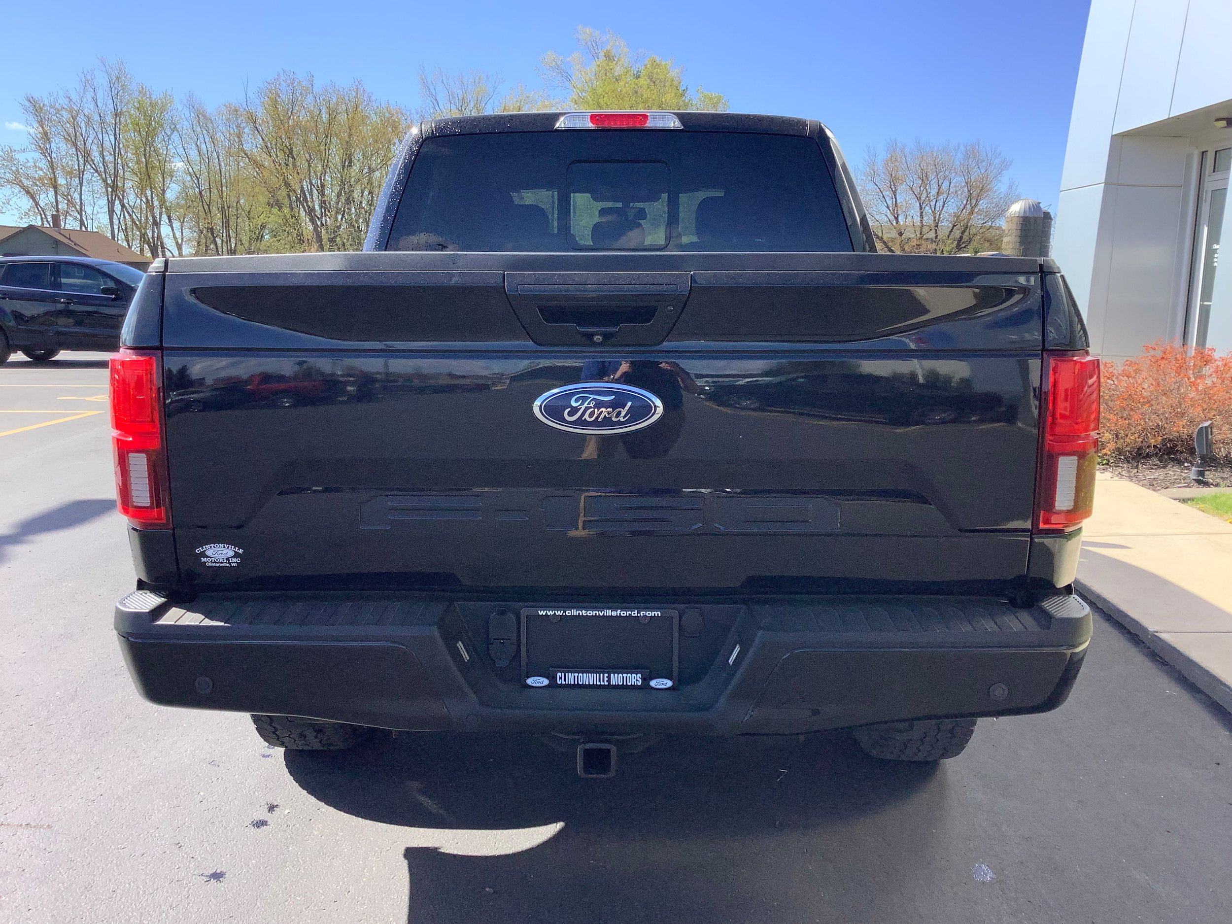 Certified 2019 Ford F150 Lariat w/ Equipment Group 502A Luxury AWD/4WD image 5