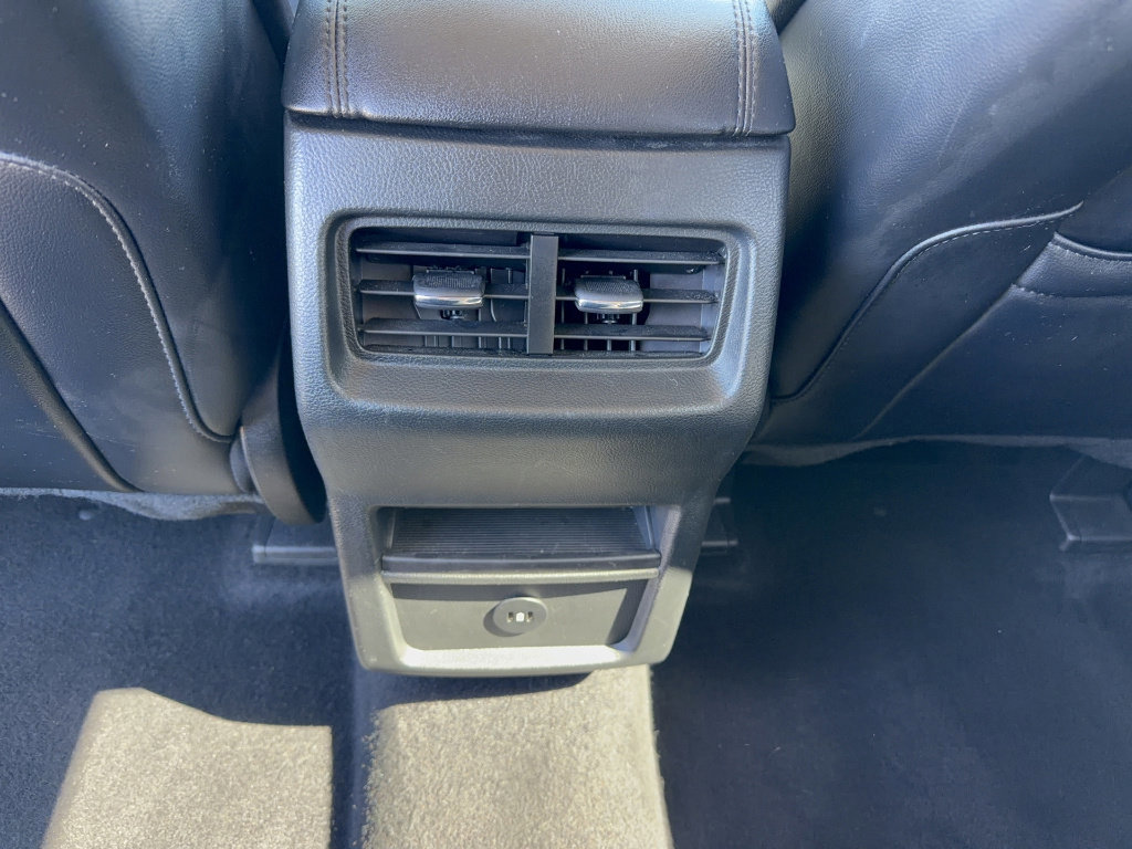 Certified 2023 Ford Edge SEL image 29