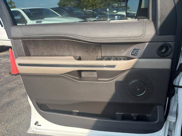Certified 2020 Ford Expedition Max Limited w/ Equipment Group 301A AWD/4WD image 9