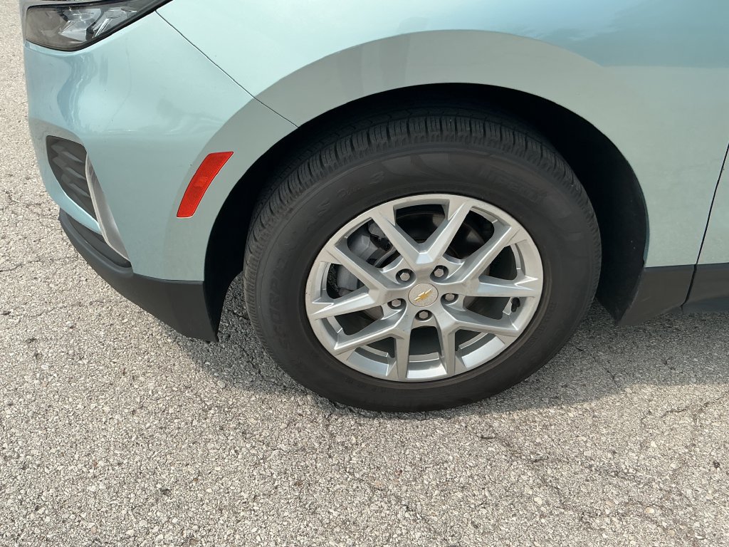 Used 2022 Chevrolet Equinox LT FWD image 9