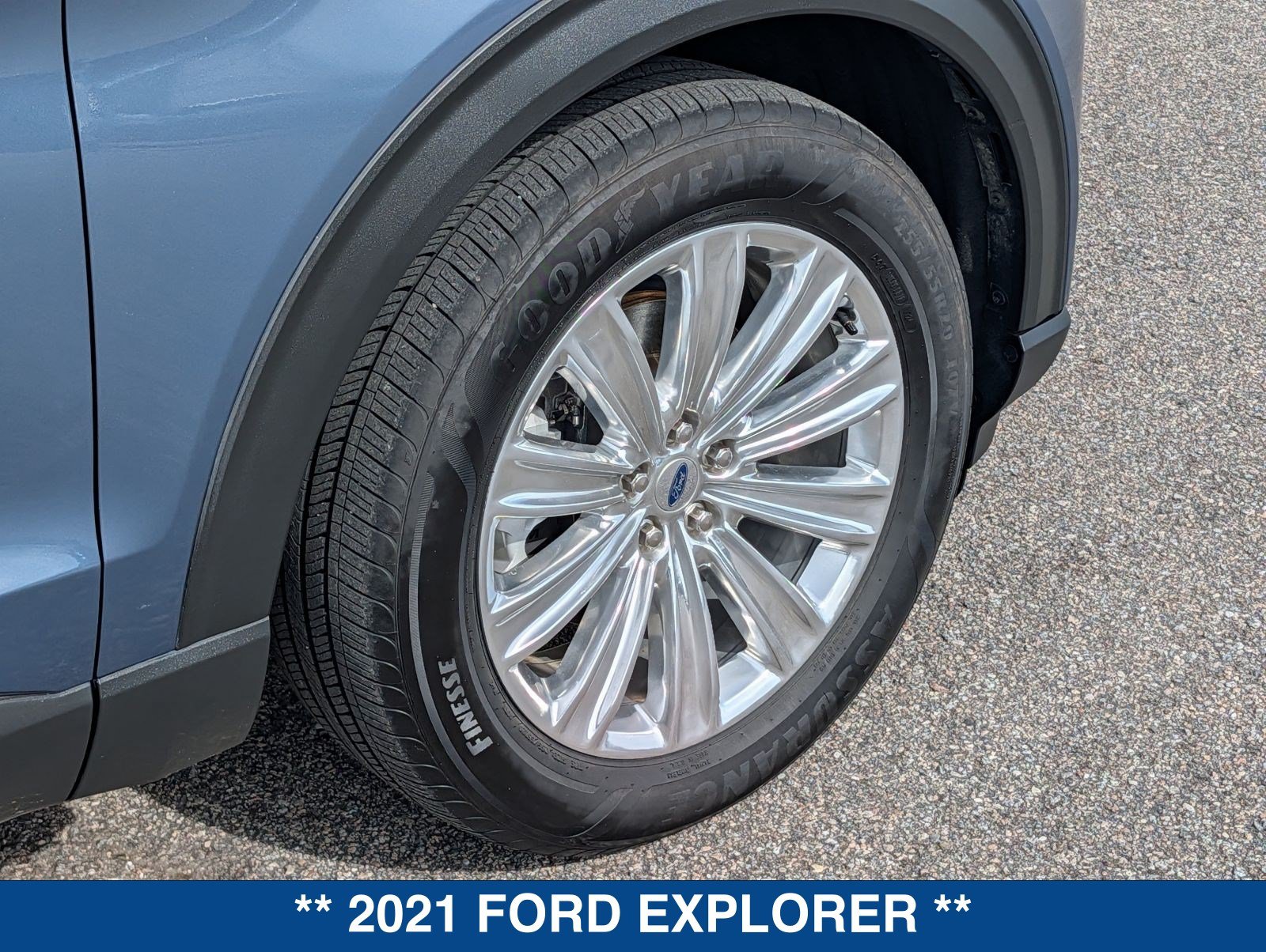 Certified 2021 Ford Explorer Limited w/ Equipment Group 301A RWD image 13