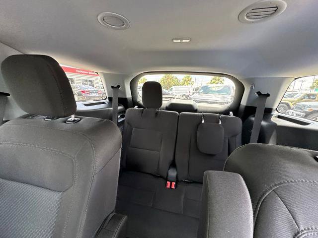 Certified 2023 Ford Explorer XLT RWD image 17