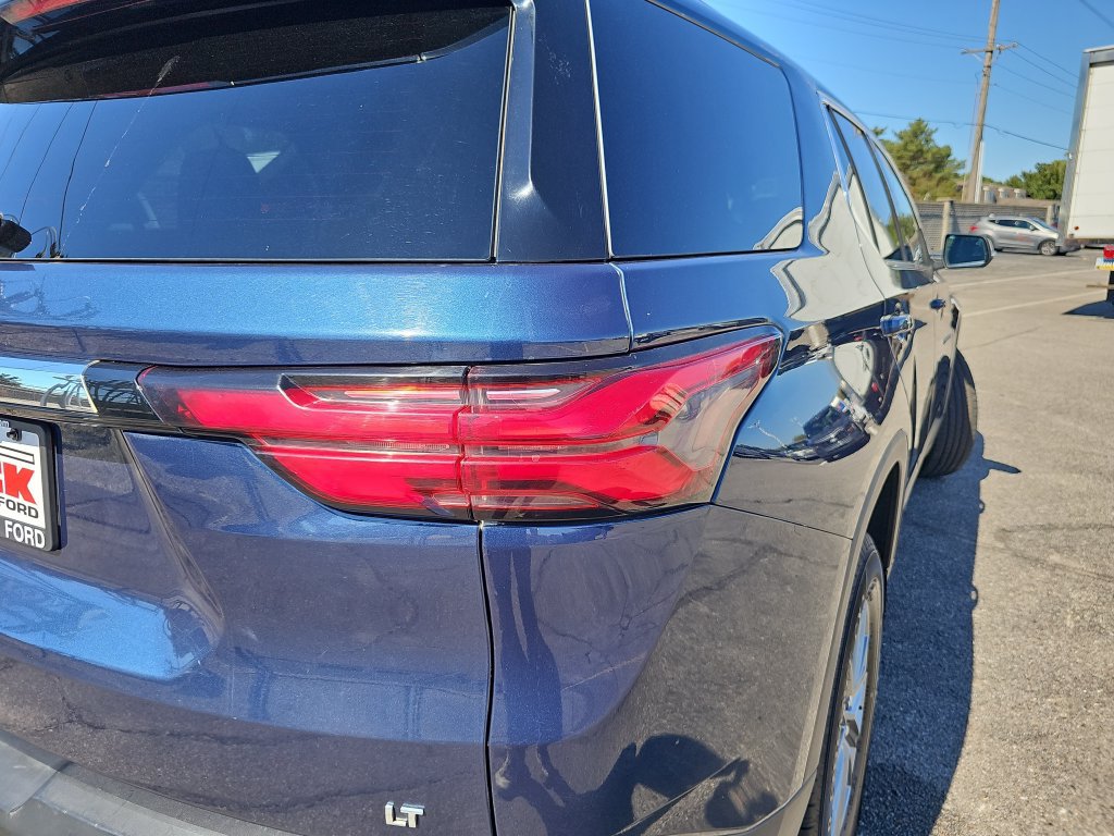 Used 2023 Chevrolet Traverse LT FWD image 33