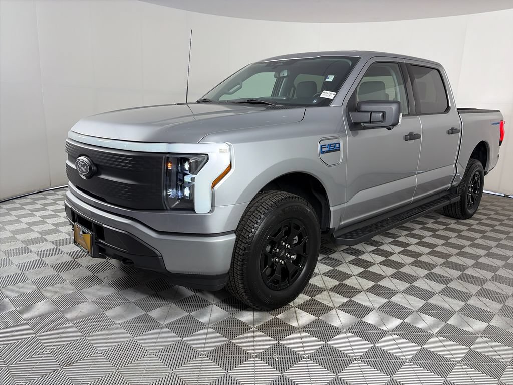 Certified 2025 Ford F150 Lightning XLT AWD/4WD image 3