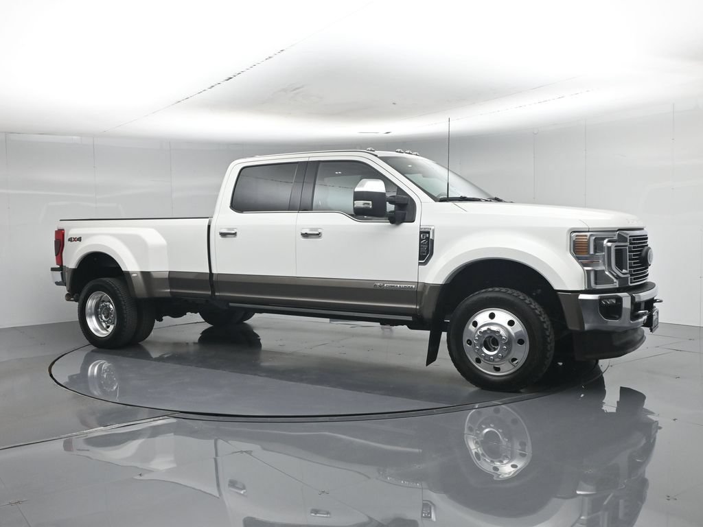 Certified 2022 Ford F450 King Ranch w/ King Ranch Ultimate Package AWD/4WD image 32
