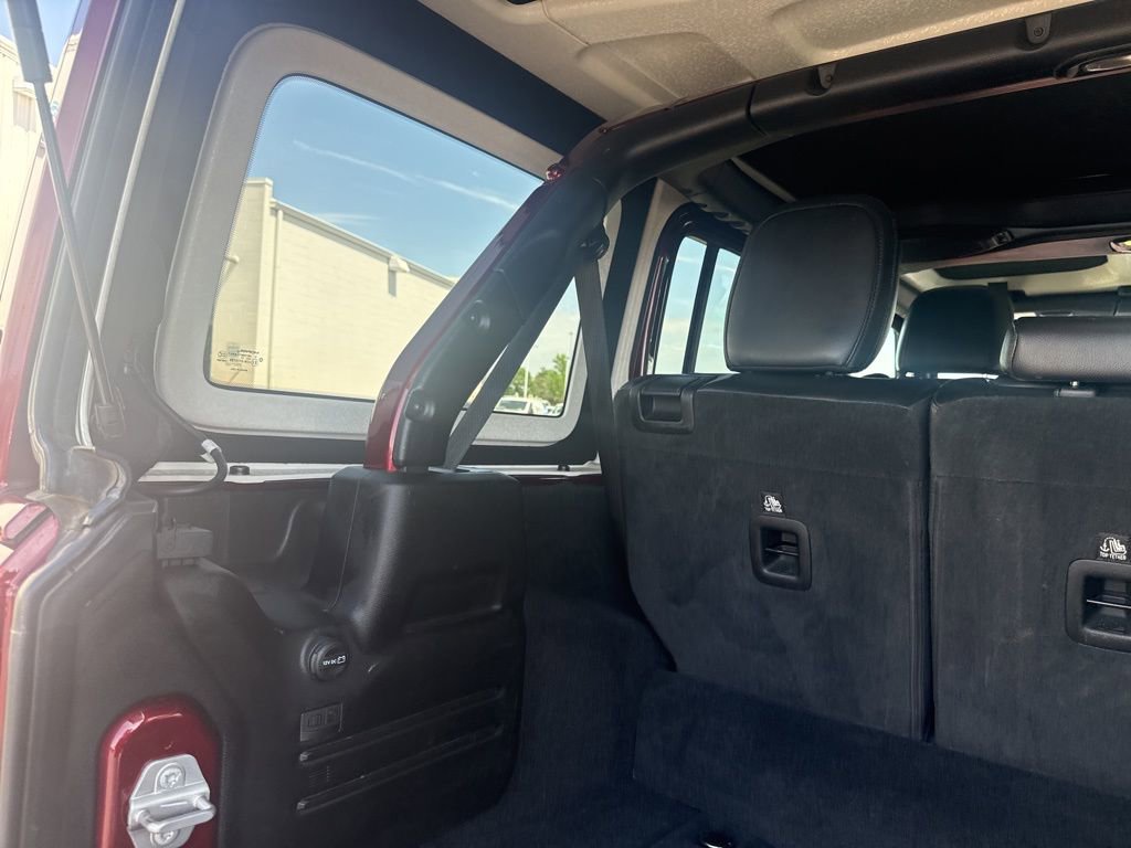 Used 2021 Jeep Wrangler Unlimited Sahara w/ Cold Weather Group image 46