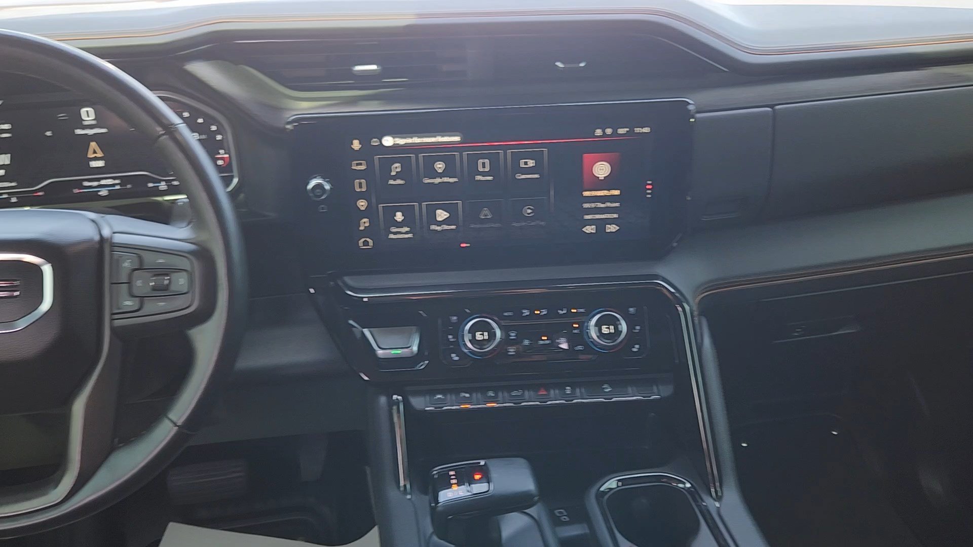 Used 2023 GMC Sierra 1500 AT4 w/ Technology Package AWD/4WD image 17
