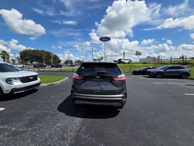 Certified 2024 Ford Edge SEL AWD/4WD image 6