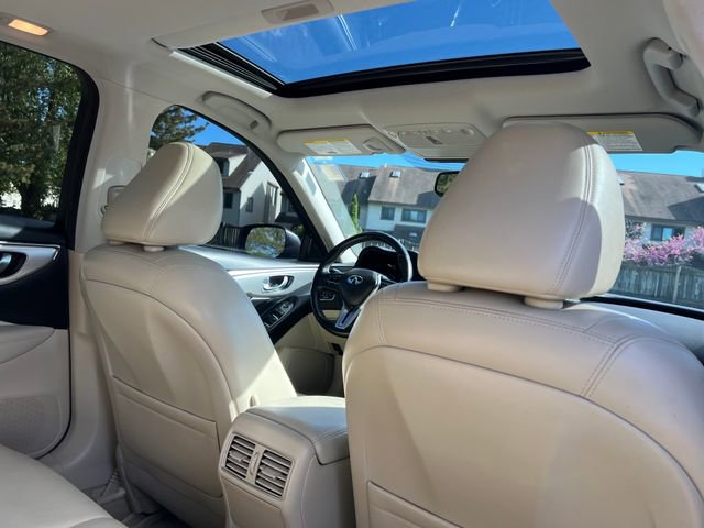 Used 2019 INFINITI Q50 Luxe AWD/4WD image 31