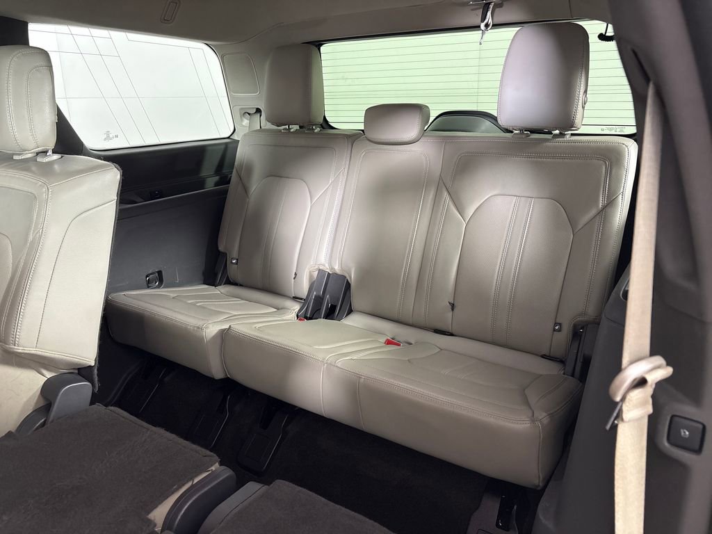 Certified 2019 Ford Expedition Limited w/ Equipment Group 301A RWD image 31