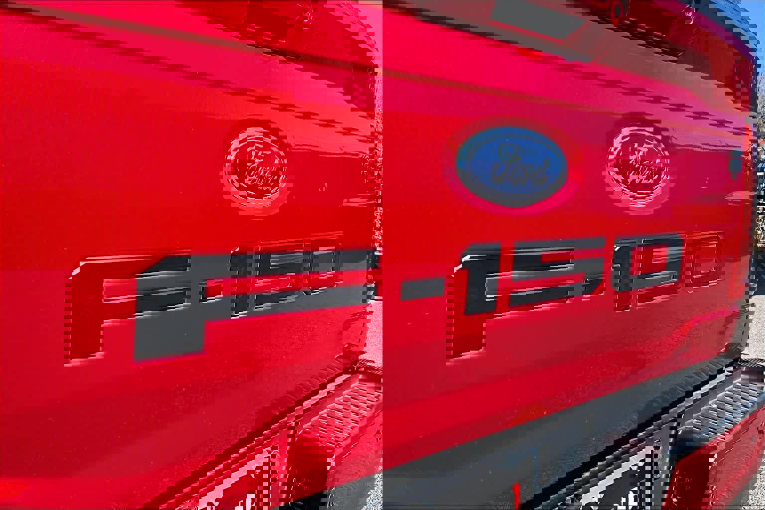 Certified 2021 Ford F150 XLT w/ Equipment Group 302A High image 31