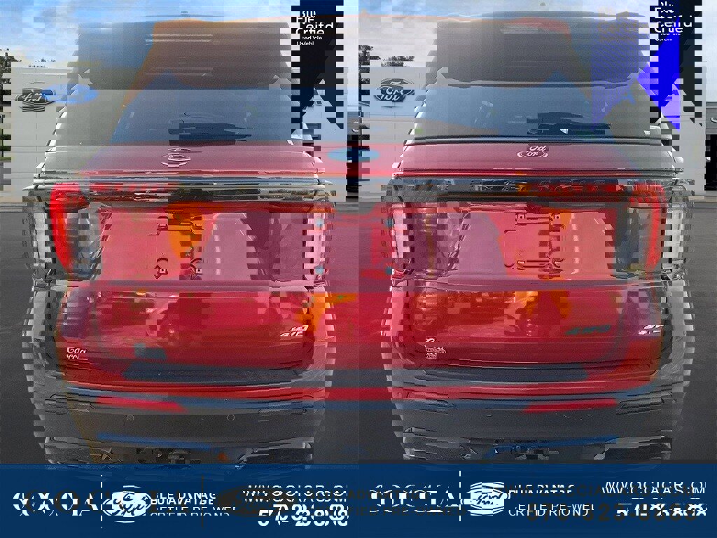 Certified 2025 Ford Explorer ST-Line image 4