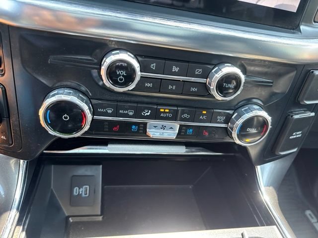 Certified 2023 Ford F150 Lariat AWD/4WD image 33