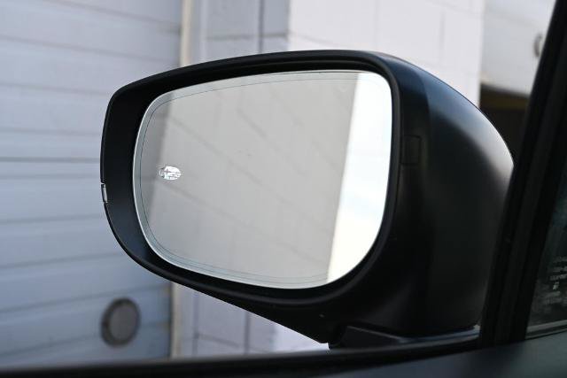 Used 2024 Subaru Crosstrek 2.0i Premium w/ Popular Package #4 AWD/4WD image 17