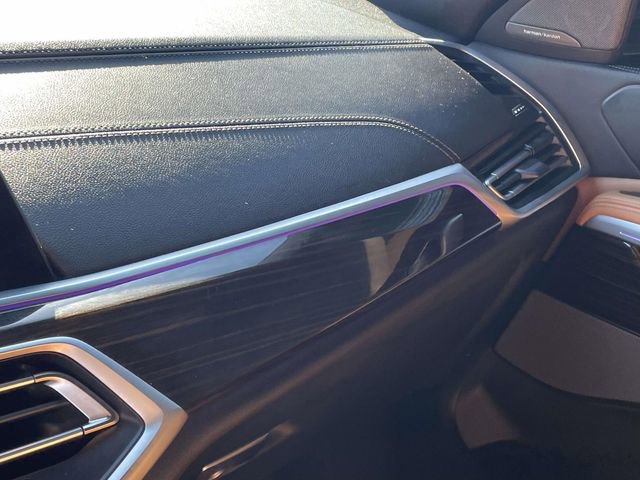 Used 2021 BMW X6 xDrive40i w/ Executive Package AWD/4WD image 33