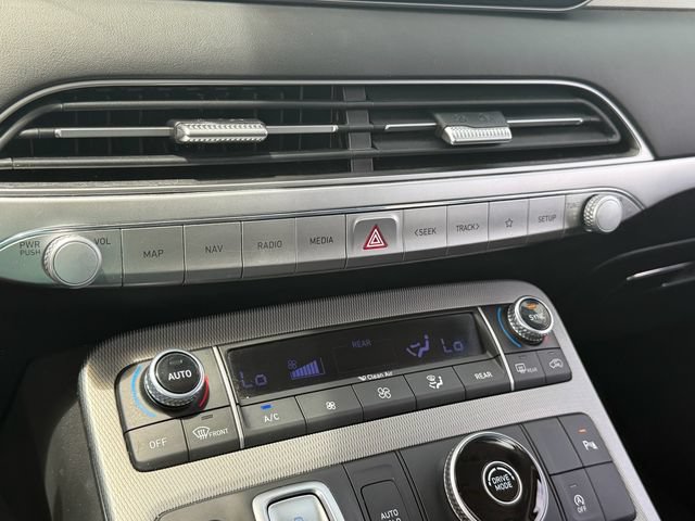 Used 2022 Hyundai Palisade SEL w/ Premium Package FWD image 18
