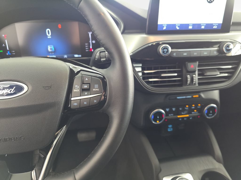 Certified 2023 Ford Escape Active AWD/4WD image 16