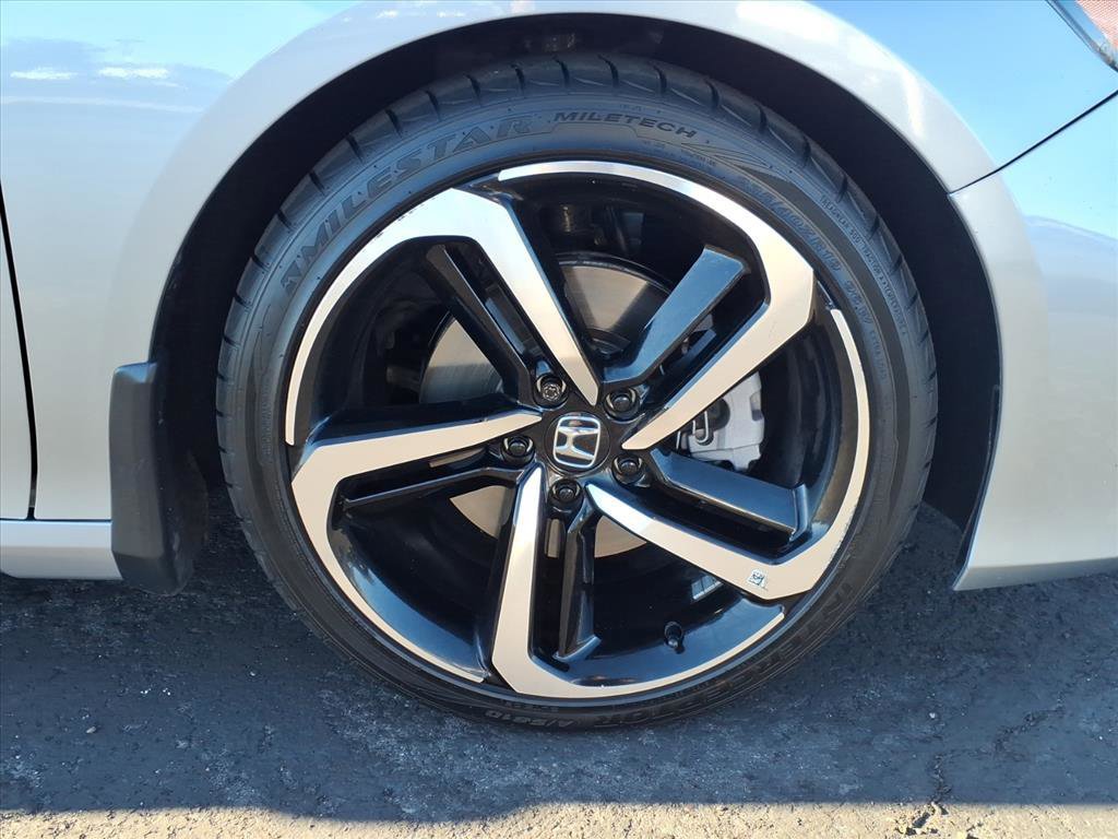 Used 2022 Honda Accord Sport image 9