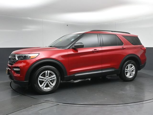Certified 2024 Ford Explorer XLT AWD/4WD image 4