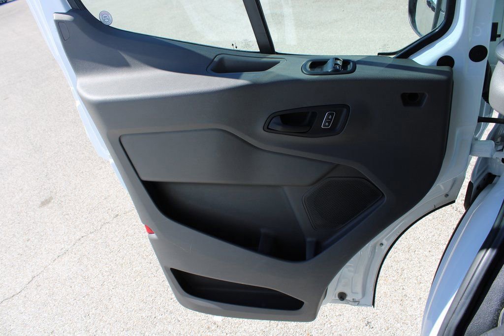 Certified 2024 Ford Transit 250 Low Roof w/ Exterior Upgrade Package image 20