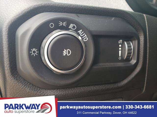 Used 2024 Jeep Wrangler Unlimited Sport AWD/4WD image 24