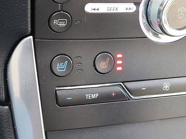 Certified 2017 Ford Edge Titanium w/ Equipment Group 302A image 25