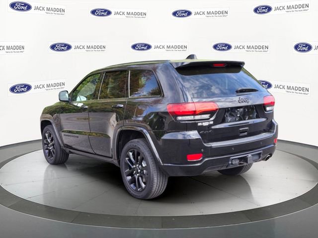 Used 2021 Jeep Grand Cherokee Laredo X AWD/4WD image 3