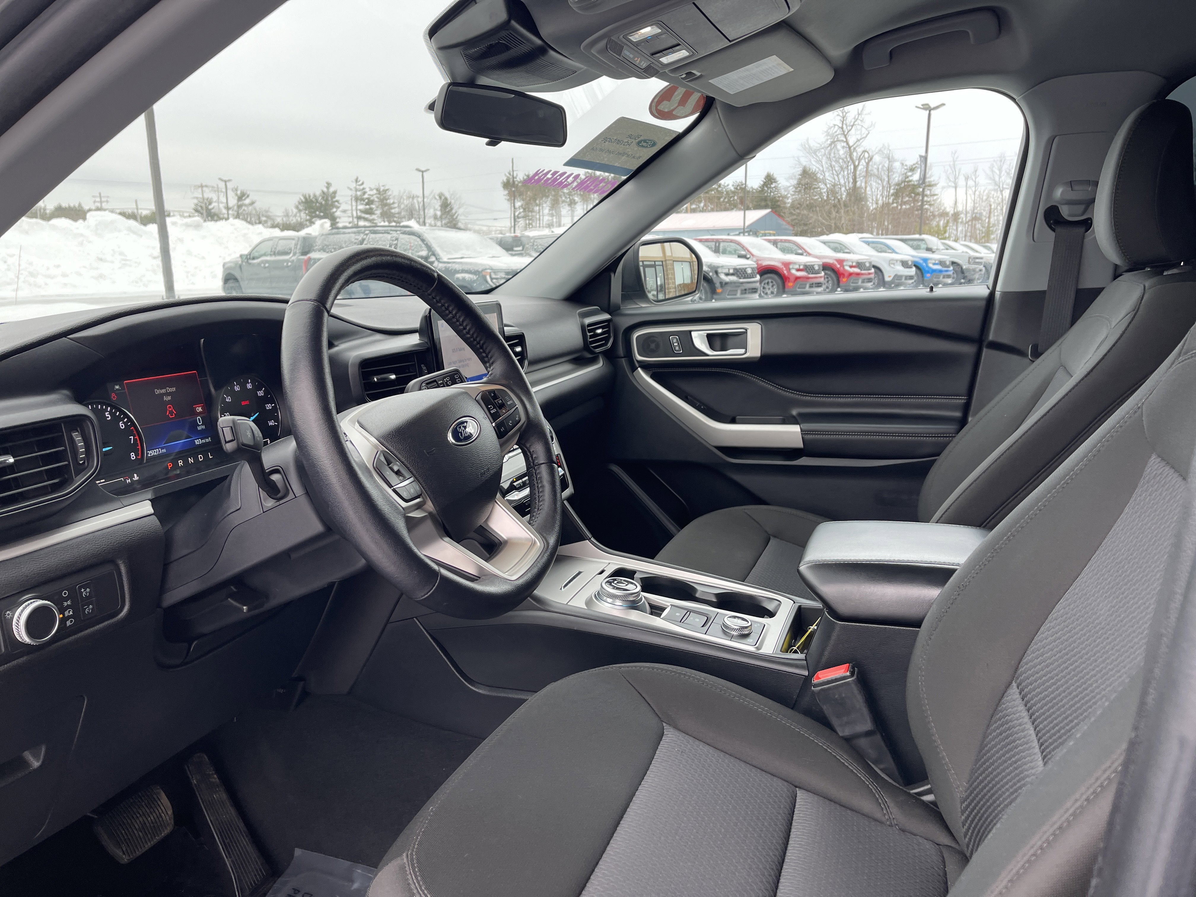 Certified 2022 Ford Explorer XLT w/ Class IV Trailer Tow Package image 13