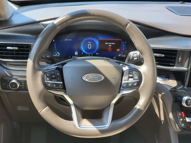 Certified 2022 Ford Explorer Platinum w/ Equipment Group 601A AWD/4WD image 25
