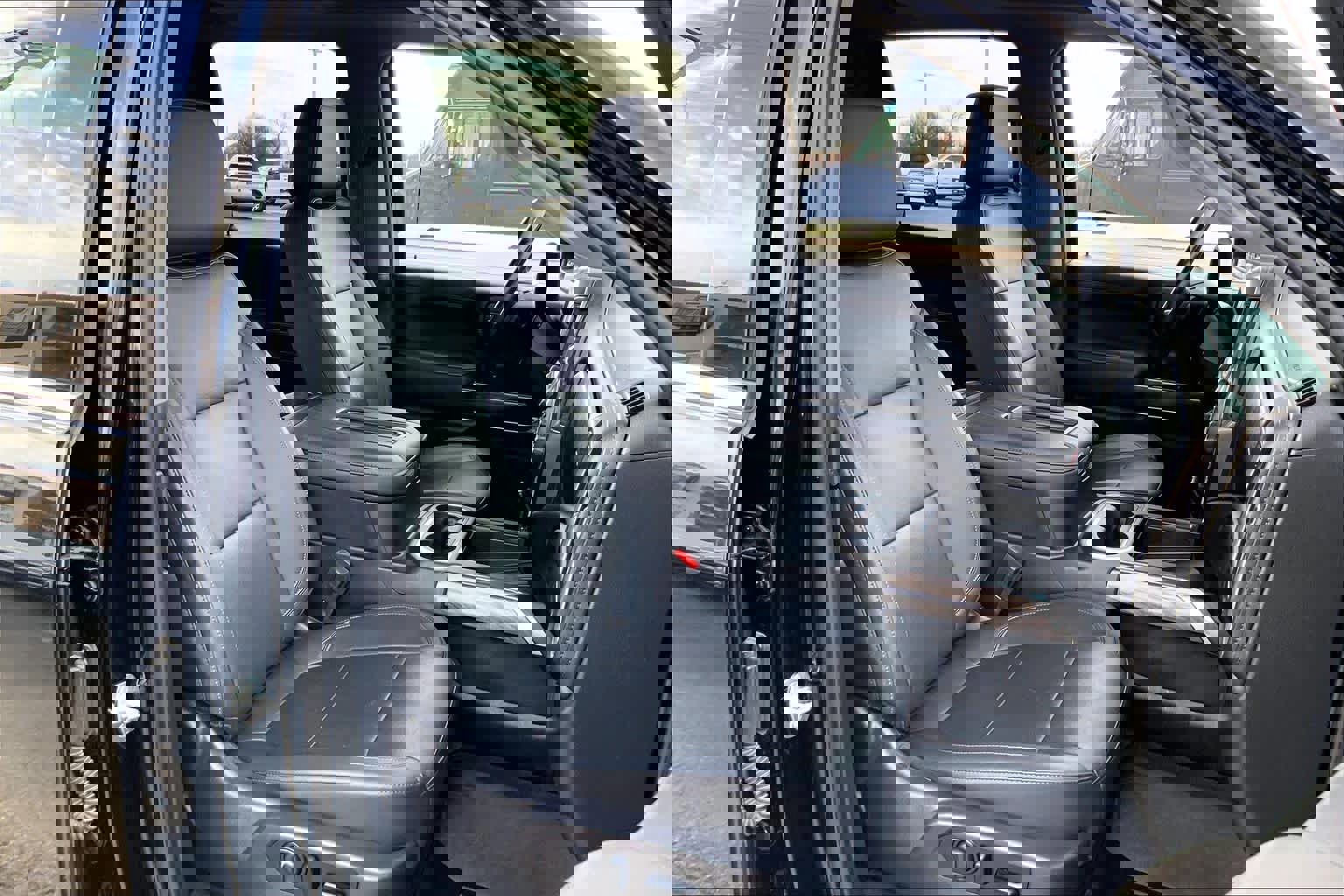 Used 2021 Chevrolet Silverado 2500 LTZ w/ LTZ Premium Texas Edition image 10