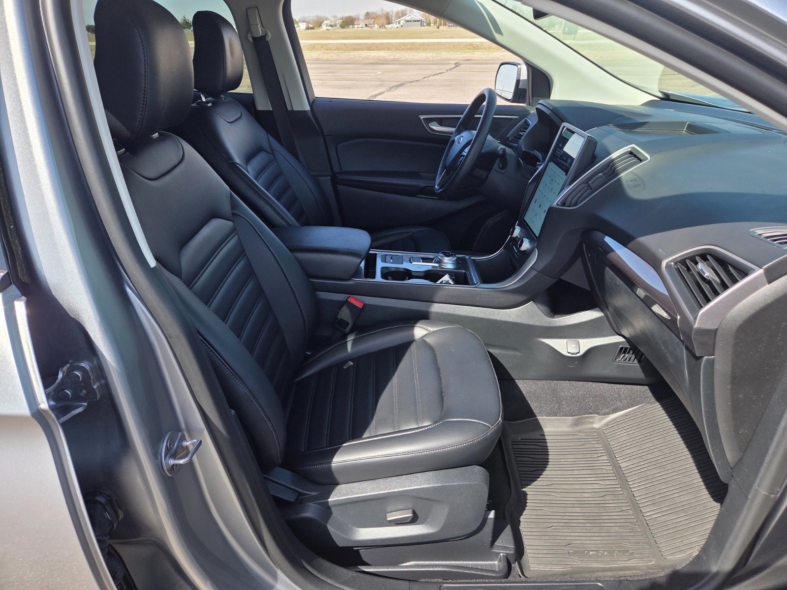Certified 2024 Ford Edge SEL w/ Convenience Package AWD/4WD image 18