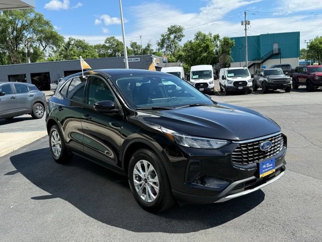 Certified 2023 Ford Escape Active w/ Tech Pack #2 AWD/4WD image 9