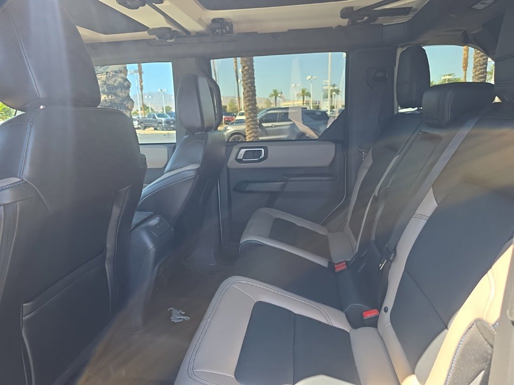 Certified 2024 Ford Bronco Wildtrak AWD/4WD image 3